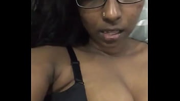 Busty Tamil Housewife’s Steamy Nude Selfie