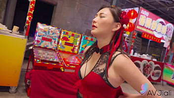 Mio’s Sultry Night Market Adventure Turns Steamy Under The Neon Lights.