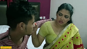 Tv Repairman Bangs Horny Desi Bhabhi In Her Bedroom