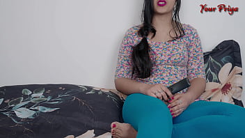 भड़की देसी सौतेली बहन की चीखें सुनकर मेरा लंड और भी खड़ा हो गया