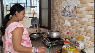 Hot Desi Babe With Curves That Drive Men Wild