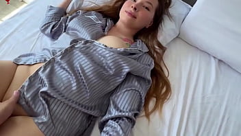 Amateur Couple’s Filthy, Raw Fuck Session