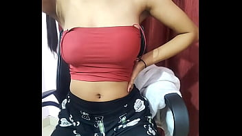 Desi Beauty’s Steamy Live Show