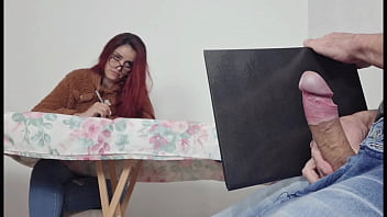 Professora Recatada Se Entrega A Prazeres Solitários E Ousados