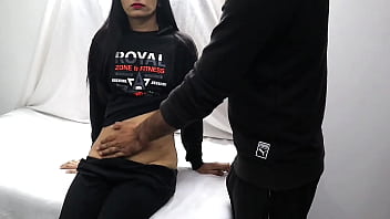 Innocent Maiden’s Tight Slit Stretched By The Doctor’s Thick Tool