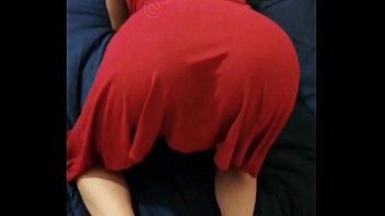 Adolescente Delgada Con Un Trasero Exquisito Siendo Tomada A Cuatro Patas