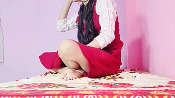 देसी लड़की आज तो बेहद सेक्सी और आकर्षक लग रही हैं