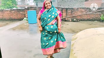 Drenched In The Downpour, Bhabhi Moans In Ecstasy With Hindi Whispers