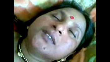 Desi Village Aunty Gets Naughty While Her Husband Is Away – Xvideos.com