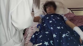 Una Doctora Guarra Se Deja Follar Por Su Paciente Y Se Traga Toda Su Leche Caliente