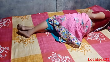 Desperate Indian Housewife Gets Pounded Doggystyle In Her Marital Bed