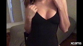 Face à Face Torride Avec Une Amatrice En Feu, Enregistrée En Direct Pour Ton Plus Grand Plaisir