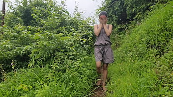 देसी बेबी को उसके जांबाज देवर ने खुले मैदान में जमकर लिया