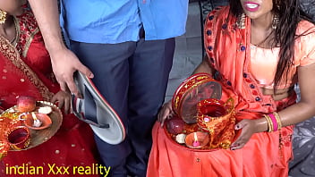 Desi Karva Chauth Ki Raat: Pyaar Ki Puja Aur Jism Ki Bhook