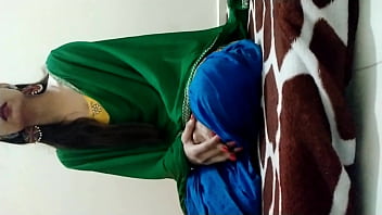 Mera Maza Sirf Lund Choosne Mein Hai, Andar Lena Nahi