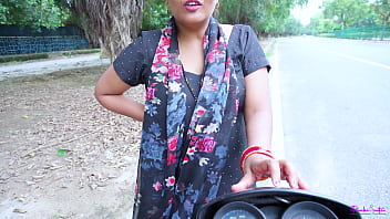 Sultry Indian Bhabhi Takes A Client On The Street For Rough Doggystyle Action With Hindi Moans
