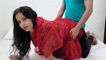 देसी भाभी को होटल के कमरे में देवर ने ज़बर्दस्त चुदाई पिलाई