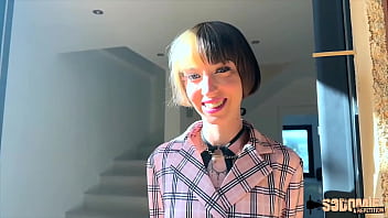 Oney, La Souveraine Du Plaisir, Se Fait Défoncer La Chatte Avec Une Intensité Inouïe