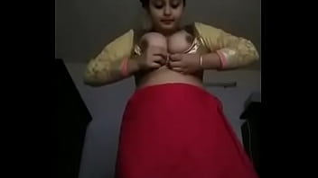 I Need More Videos Of This Scorching Hot Bhabhi