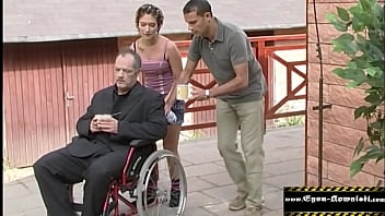 Opa Nimmt Sich Eine Heiße Teen