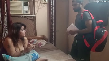Caught My Buddies Railing My Stepmom In High-def With Dirty Hindi Moans