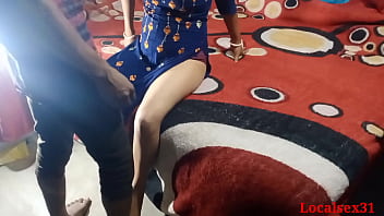 Filthy Desi Housewife Gets Down And Dirty While Cleaning The House