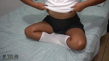 Después De Clases, La Colegiala De Culo Grande Se Fue De Fiesta Y Acabé Llenándola De Mi Leche