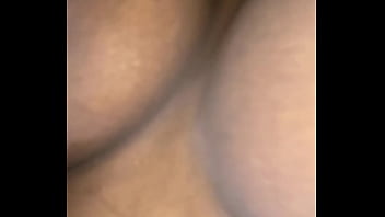 Venez Vous Amuser Avec Mes énormes Nichons