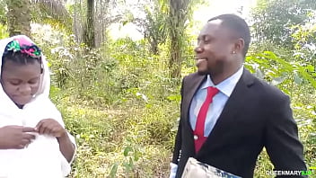 Professor’s Field Trip: A Lesson In Outdoor Pleasure With His Curvy Pupil