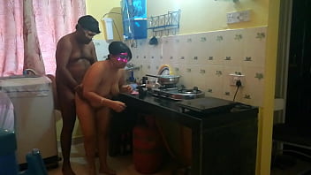 Voluptuous Bengali Bhabhi Gets Ravaged On The Kitchen Counter