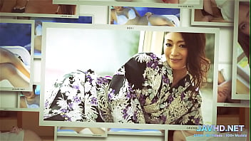 Steamy Asian Beauties Unleash Their Golden Showers: Compilation 15