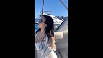 Cô Gái Tàu, Cơn Mê Thân Xác Nóng Bỏng